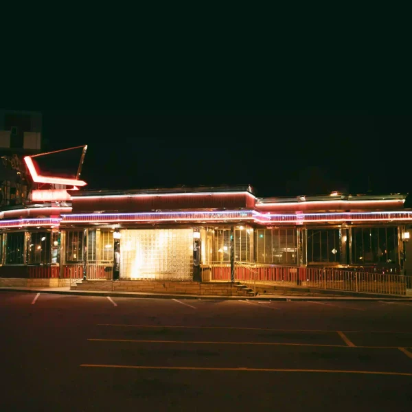 lit-store-city-night